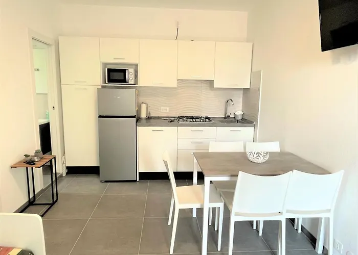 아파트 Modern Flat In A With Pool *